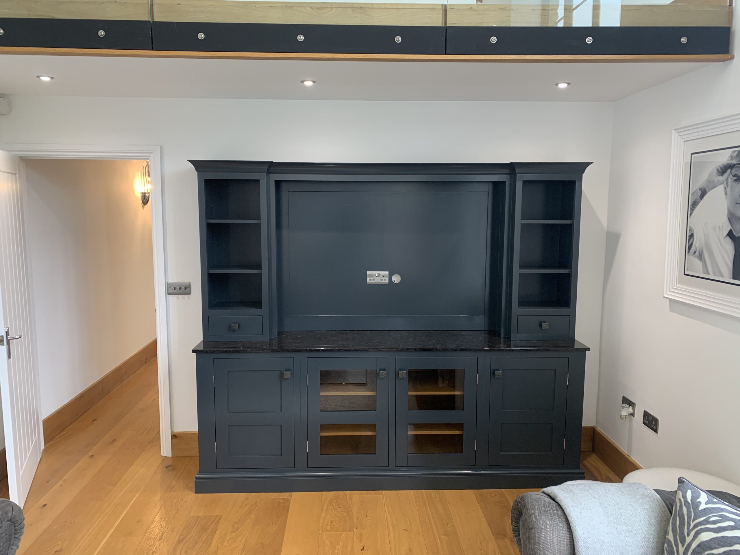 Painted media unit